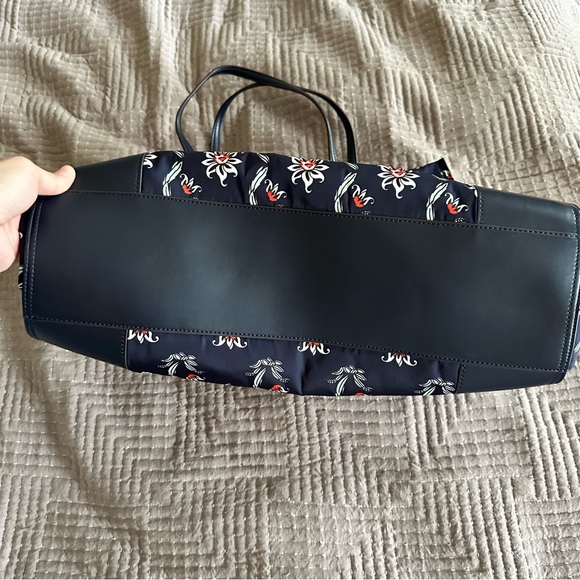 Tory Burch ELLA Nylon Tote Blue Floral - Picture 5 of 12